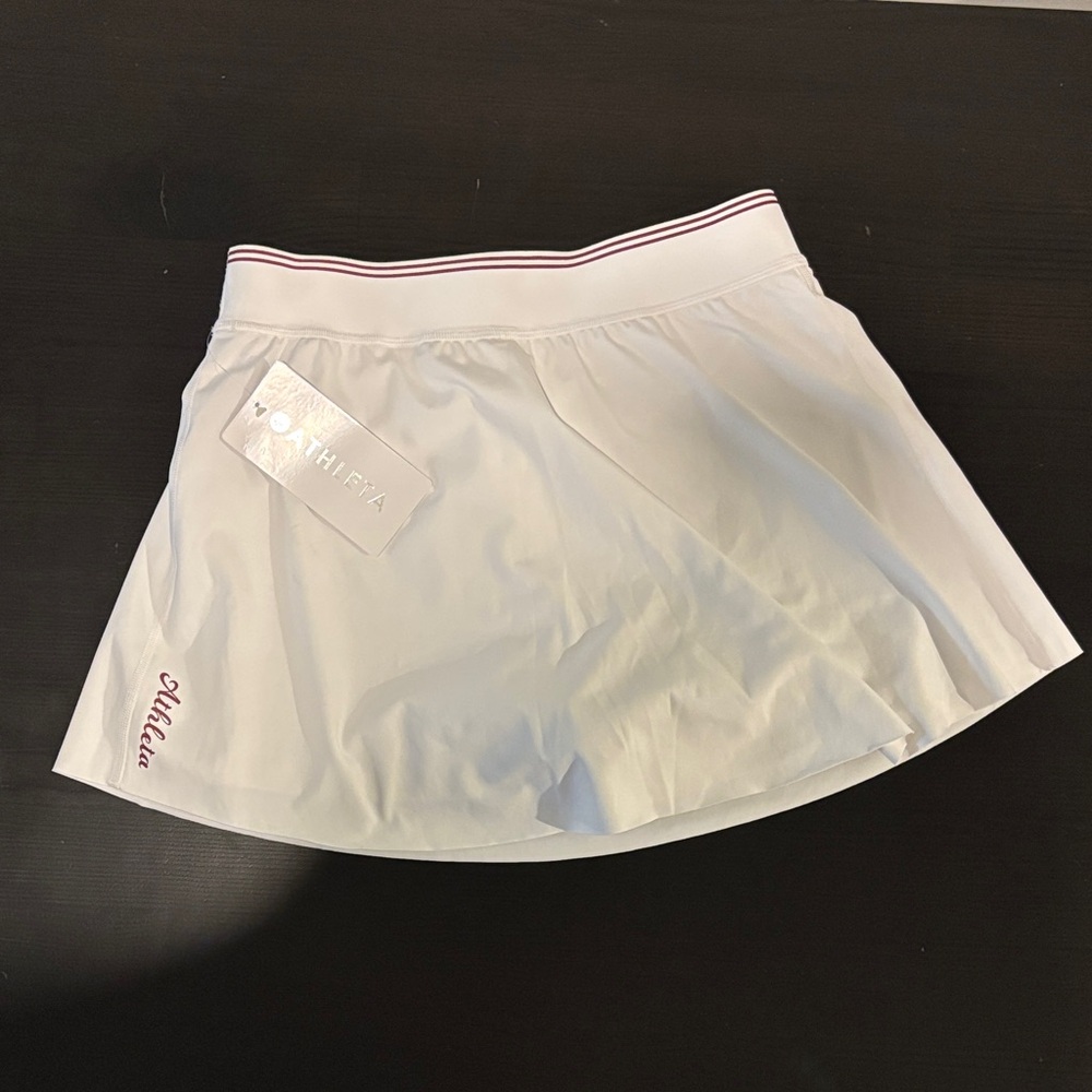 NWT Athleta 13.5” Skort - White with Maroon-Trim Waistband - Size M - Picture 3 of 4